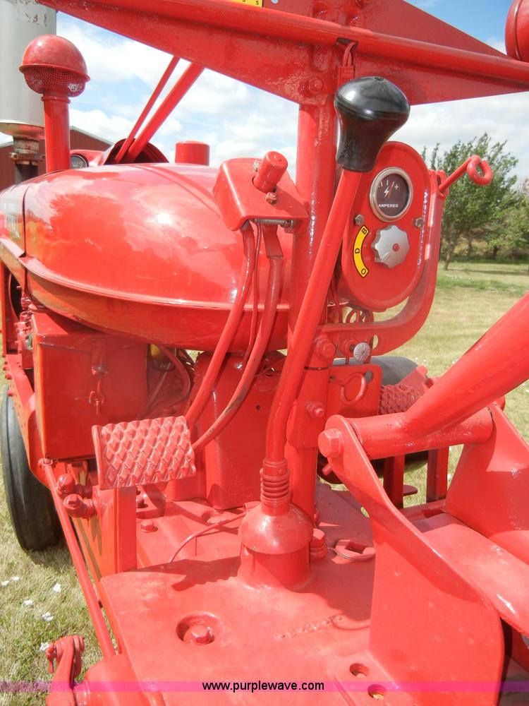image for item D4263 McCormick Farmall H tractor