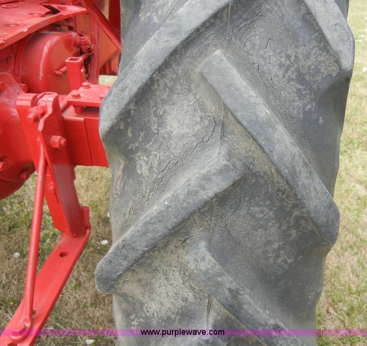 image for item D4263 McCormick Farmall H tractor