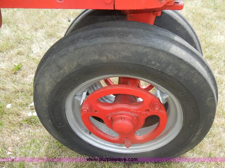 image for item D4263 McCormick Farmall H tractor