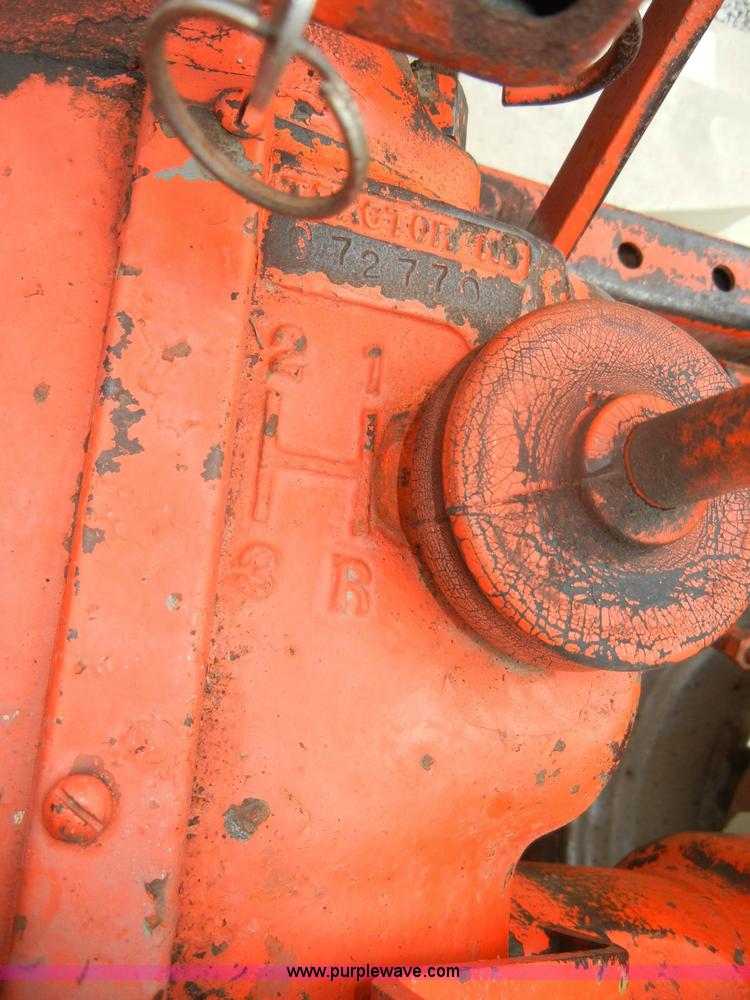 image for item D4264 1949 Allis-Chalmers C tractor
