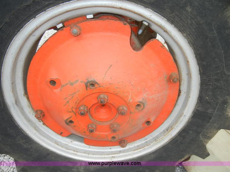 image for item D4264 1949 Allis-Chalmers C tractor