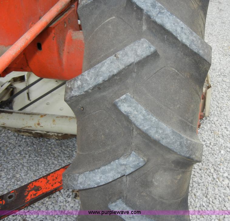 image for item D4264 1949 Allis-Chalmers C tractor