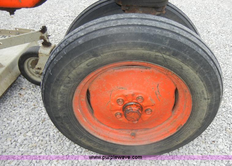 image for item D4264 1949 Allis-Chalmers C tractor