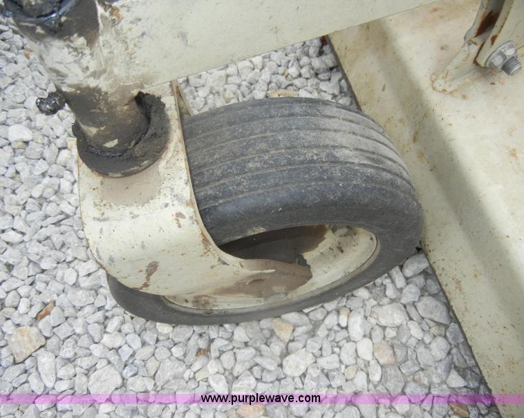 image for item D4264 1949 Allis-Chalmers C tractor