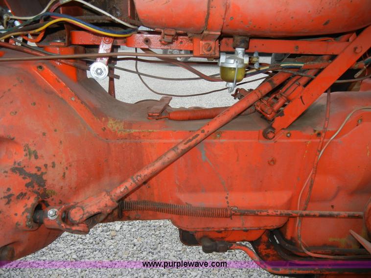 image for item D4265 1963 Allis-Chalmers D19 tractor