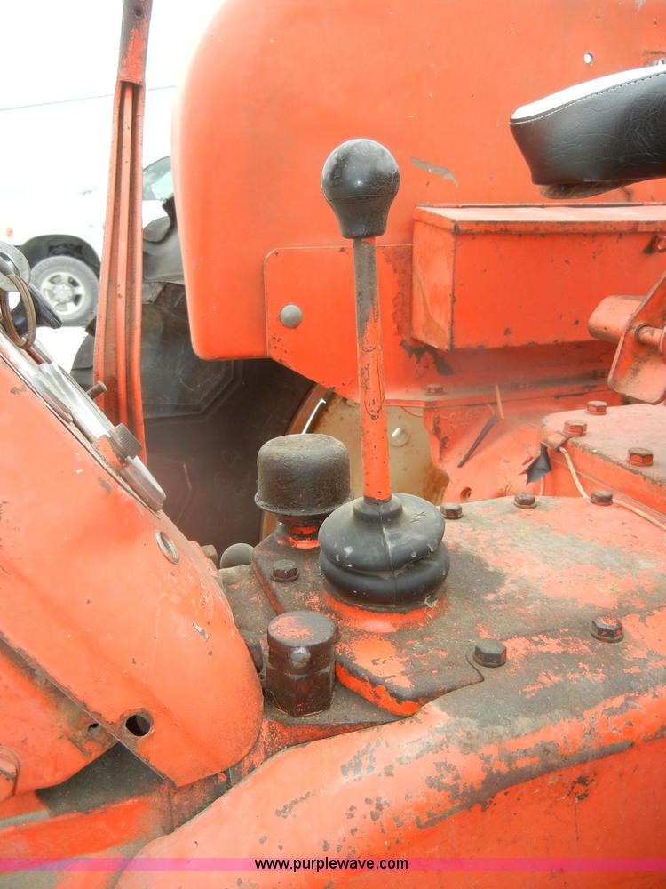 image for item D4265 1963 Allis-Chalmers D19 tractor