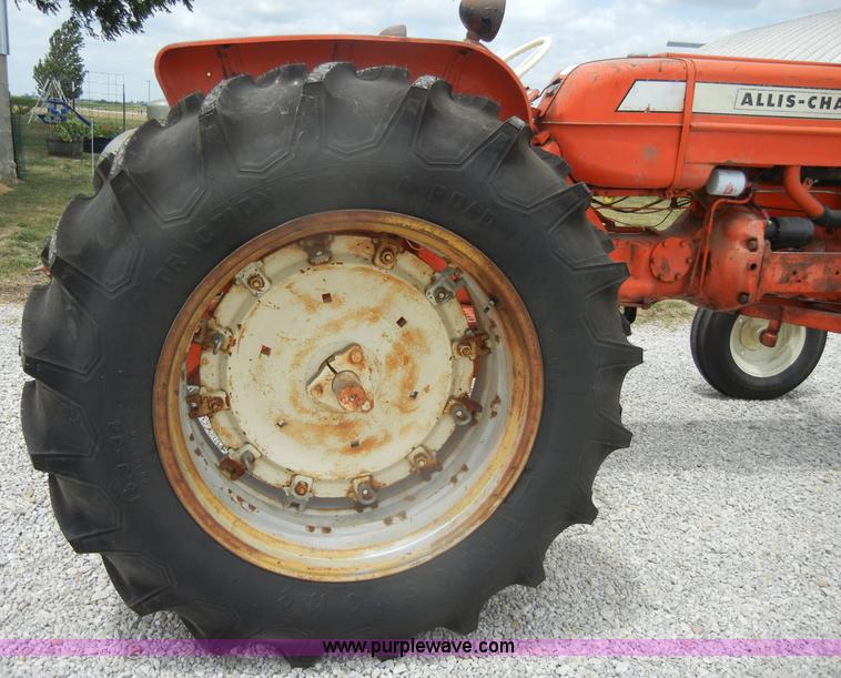 image for item D4265 1963 Allis-Chalmers D19 tractor