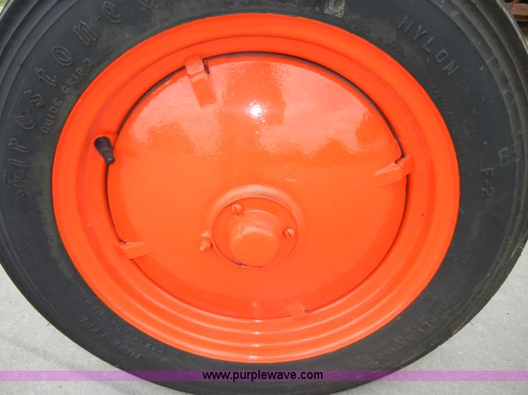 image for item D4266 1938 Allis-Chalmers B tractor