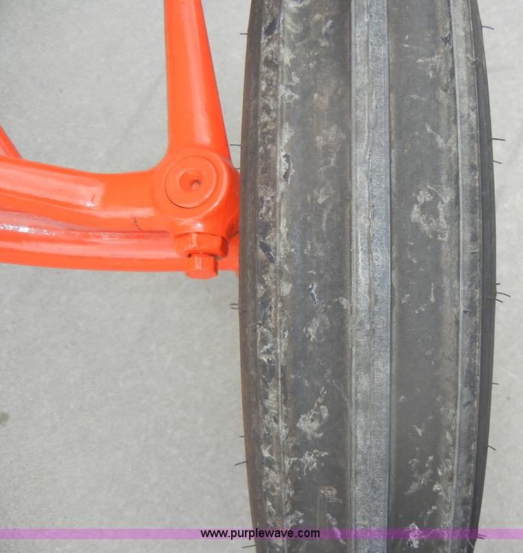 image for item D4266 1938 Allis-Chalmers B tractor