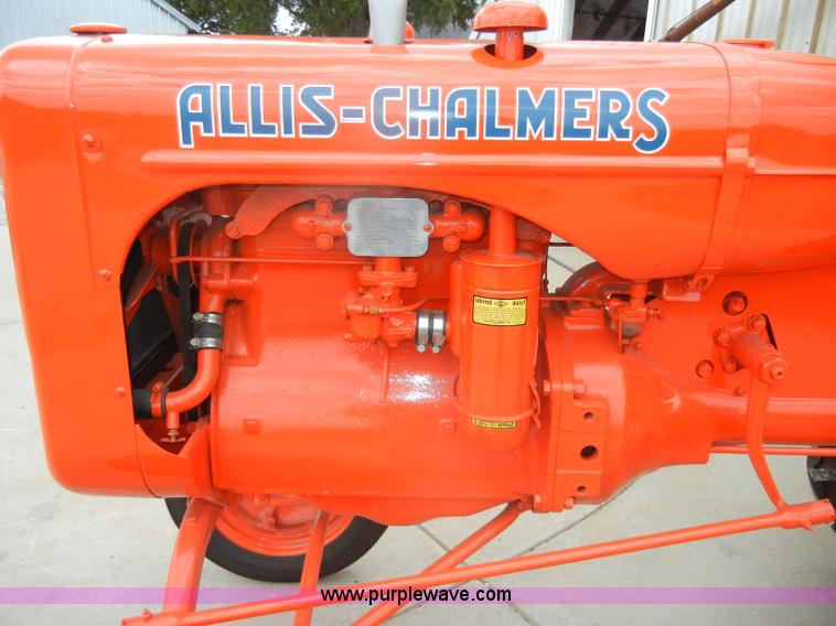 image for item D4266 1938 Allis-Chalmers B tractor