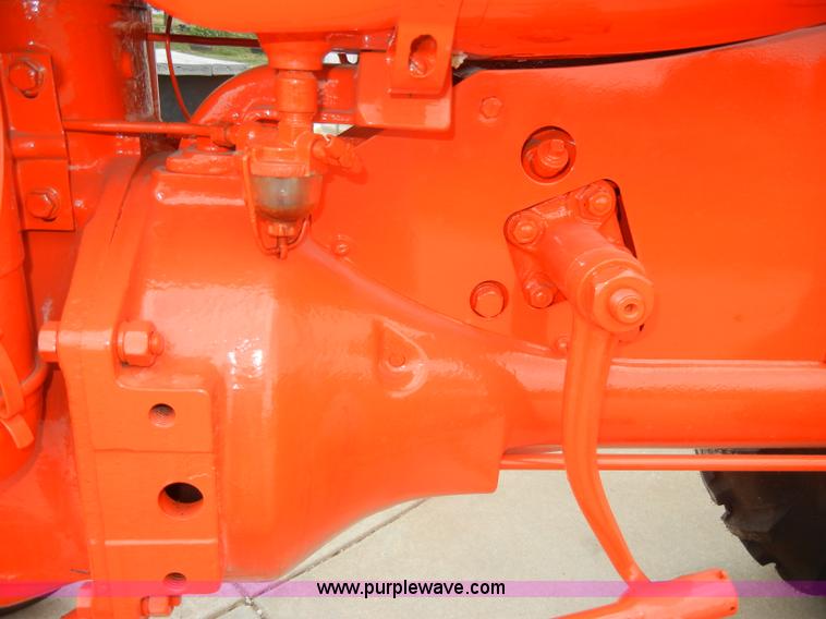 image for item D4266 1938 Allis-Chalmers B tractor