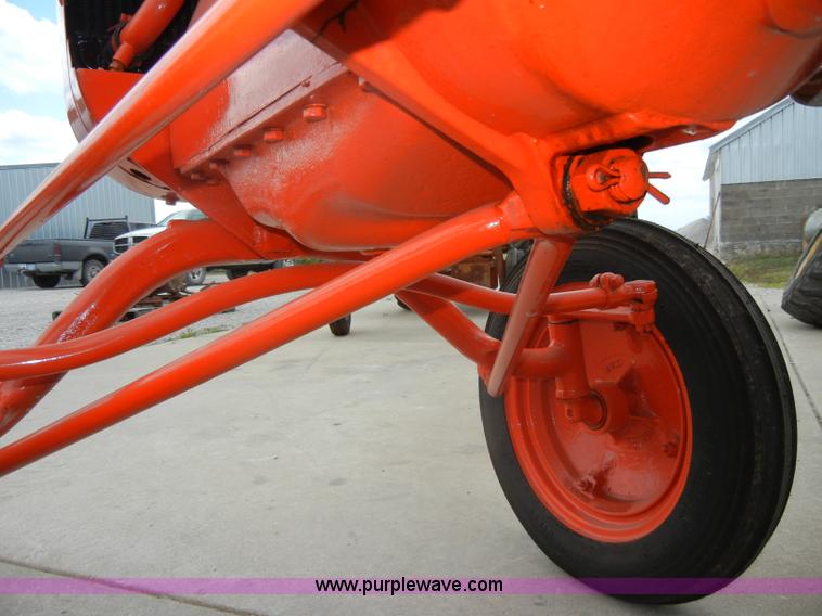 image for item D4266 1938 Allis-Chalmers B tractor