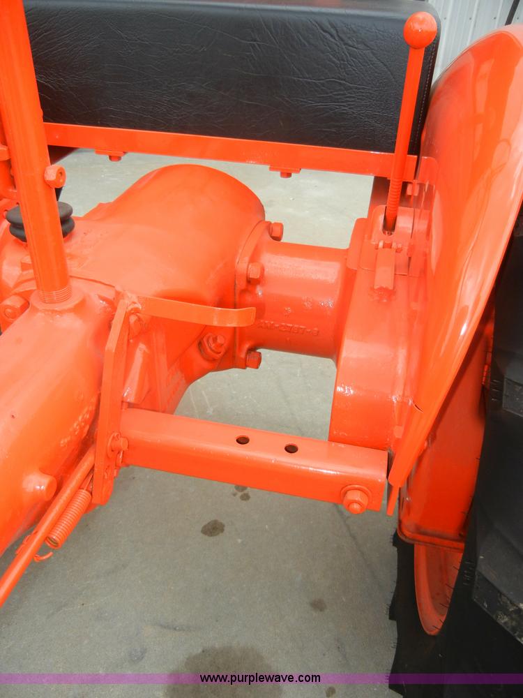 image for item D4266 1938 Allis-Chalmers B tractor