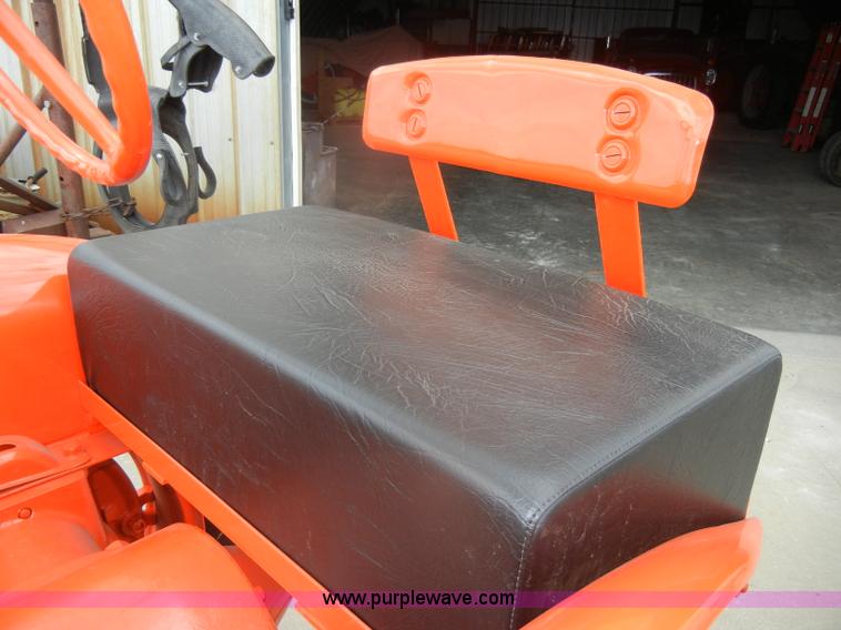 image for item D4266 1938 Allis-Chalmers B tractor