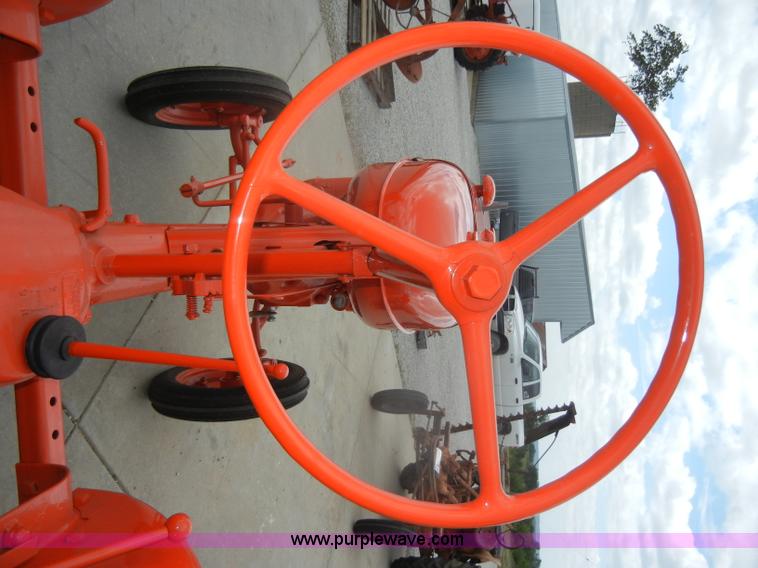 image for item D4266 1938 Allis-Chalmers B tractor