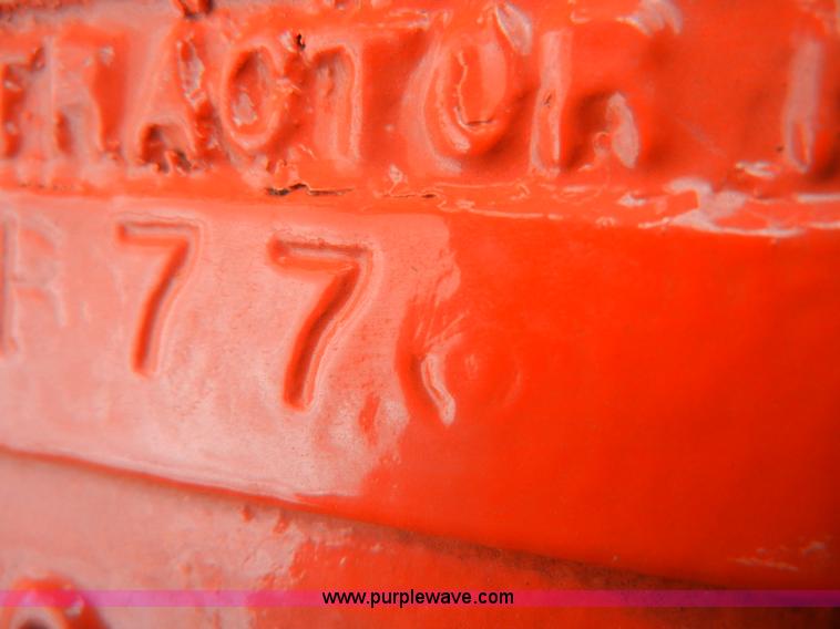 image for item D4266 1938 Allis-Chalmers B tractor