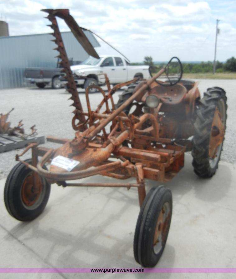 image for item D4267 1948 Allis-Chalmers G tractor