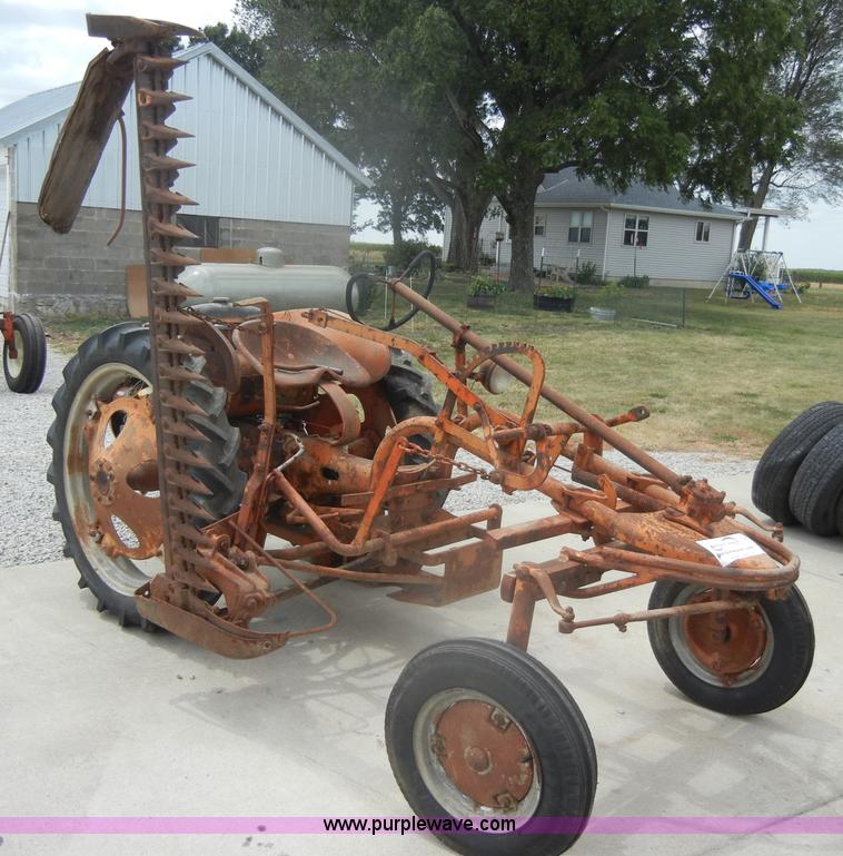 image for item D4267 1948 Allis-Chalmers G tractor