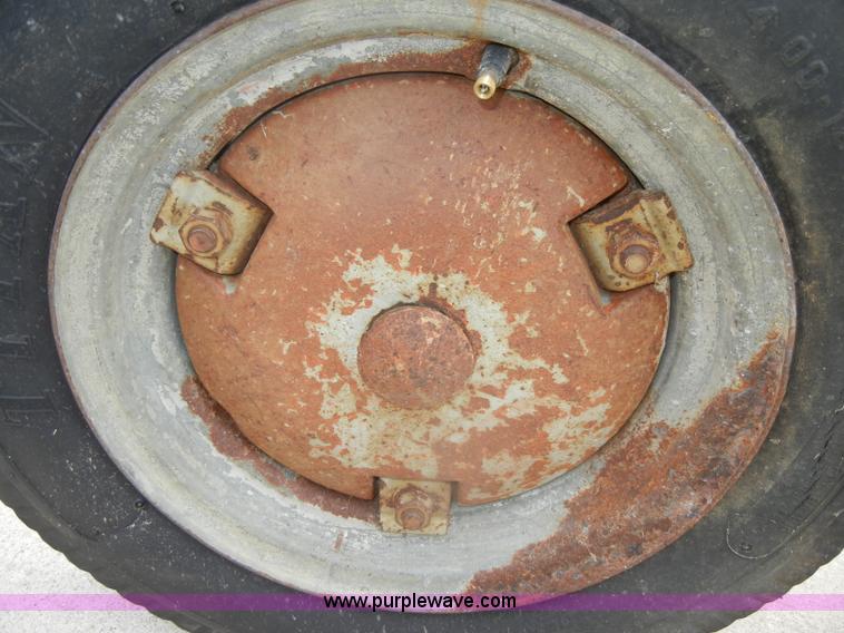 image for item D4267 1948 Allis-Chalmers G tractor