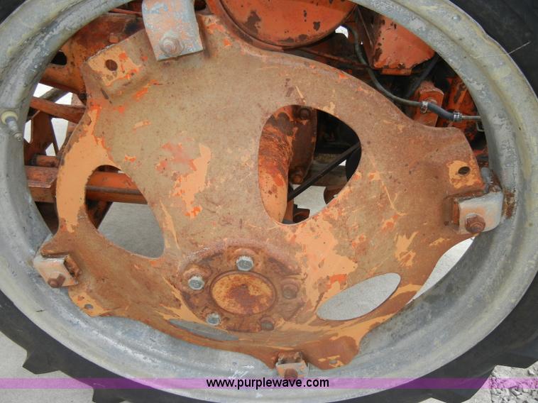 image for item D4267 1948 Allis-Chalmers G tractor