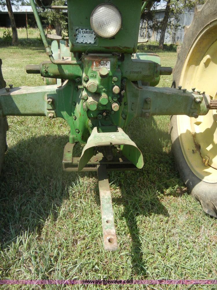 image for item D4363 1950 John Deere B tractor