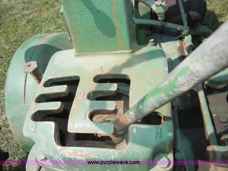 image for item D4363 1950 John Deere B tractor