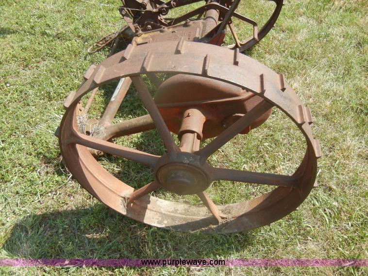 image for item D4364 International #9 horse drawn mower