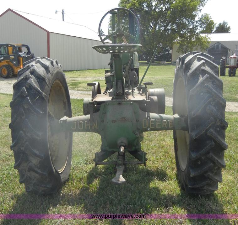 image for item D4366 1937 John Deere A tractor