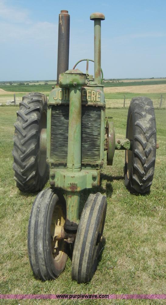 image for item D4366 1937 John Deere A tractor