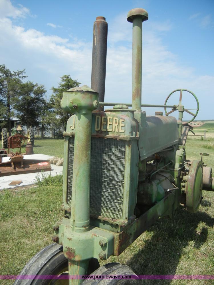 image for item D4366 1937 John Deere A tractor