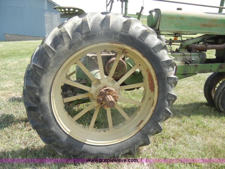 image for item D4366 1937 John Deere A tractor