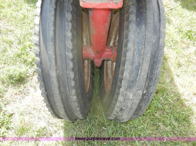 image for item D4369 1957 McCormick Farmall 350 tractor