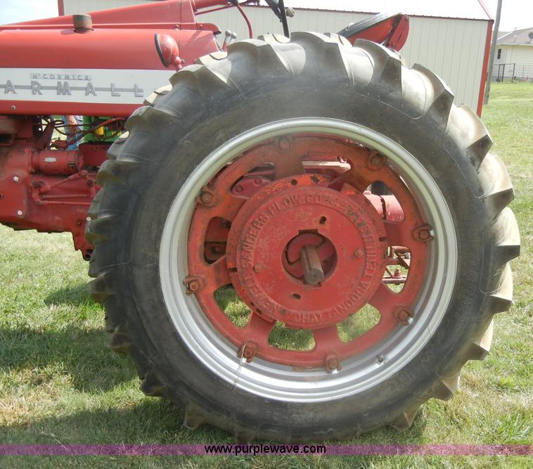 image for item D4369 1957 McCormick Farmall 350 tractor