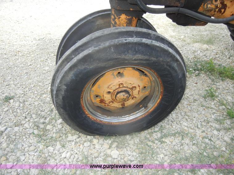 image for item D4371 1956 Minneapolis-Moline 445 Universal tractor