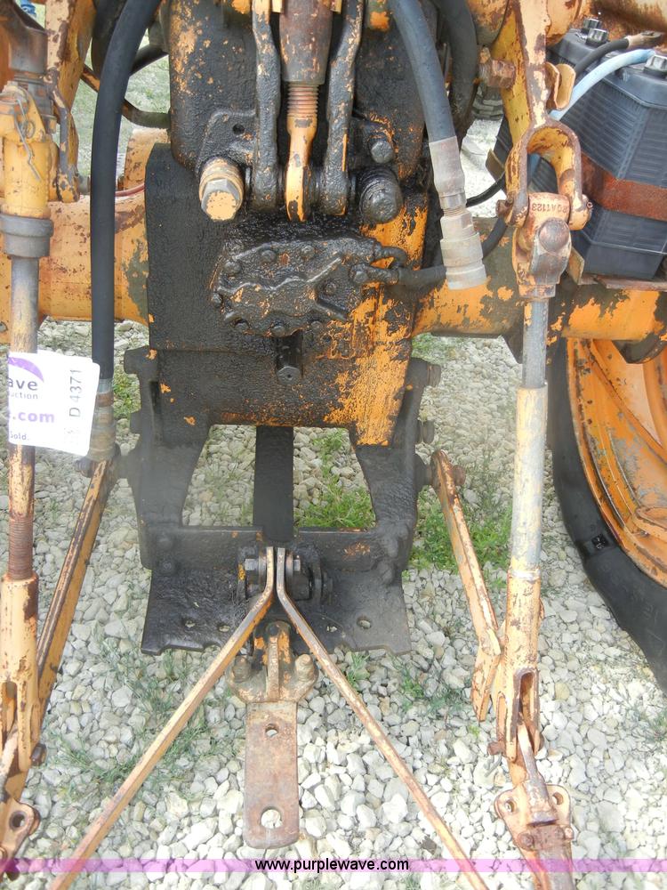 image for item D4371 1956 Minneapolis-Moline 445 Universal tractor