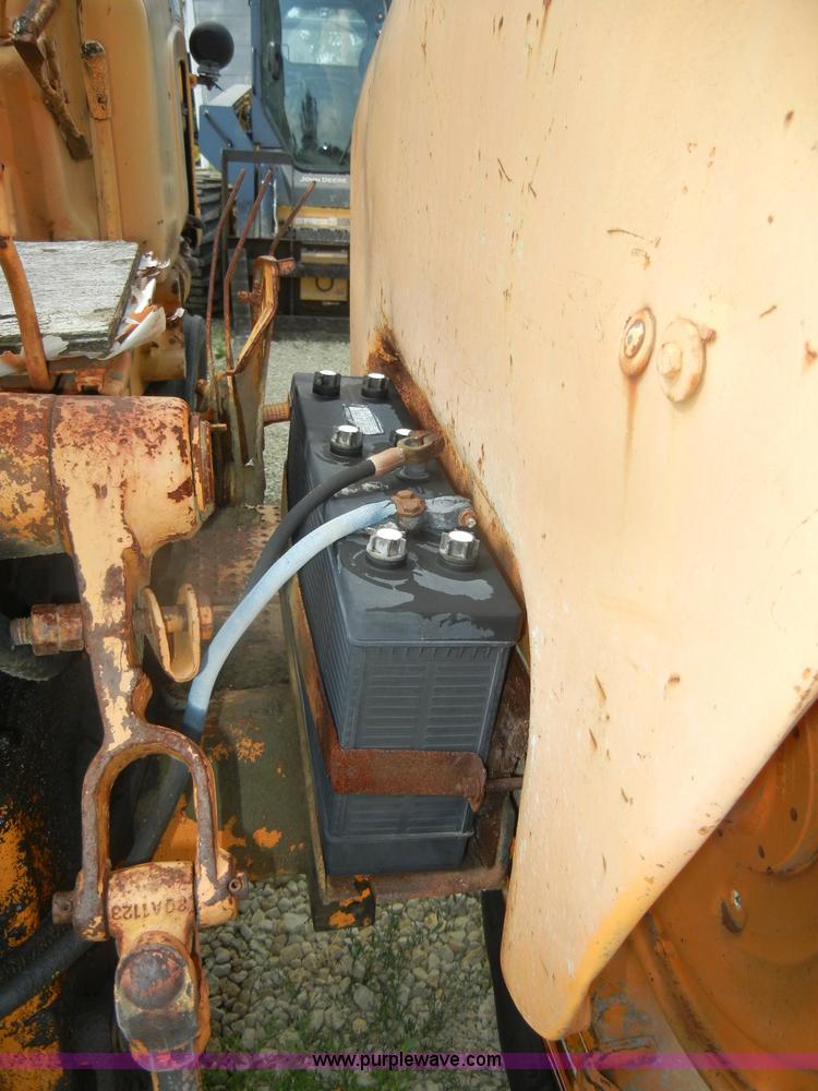 image for item D4371 1956 Minneapolis-Moline 445 Universal tractor