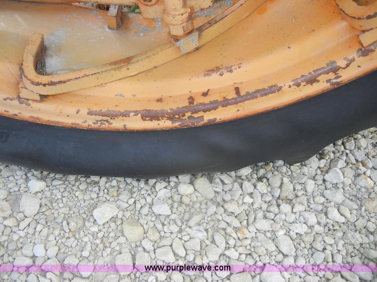 image for item D4371 1956 Minneapolis-Moline 445 Universal tractor