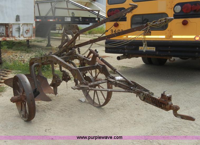 image for item D4372 John Deere 583 two bottom plow