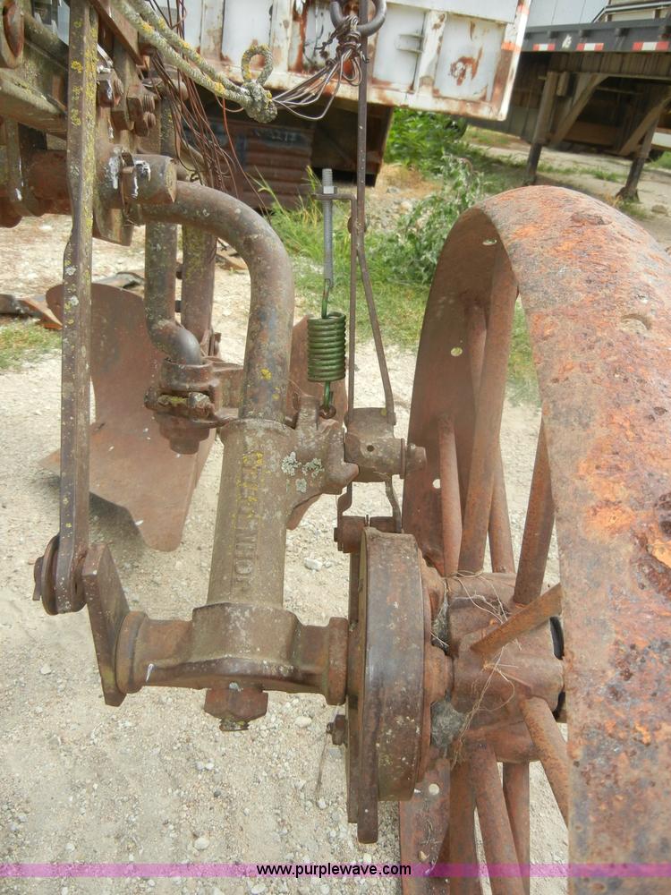 image for item D4372 John Deere 583 two bottom plow