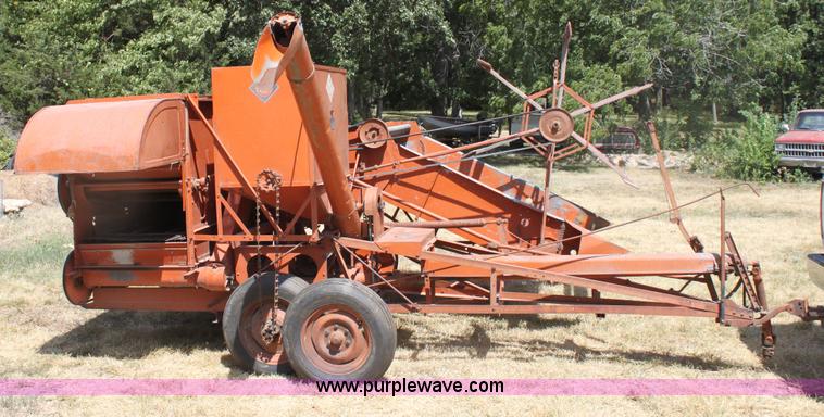 image for item D5431 1948 Allis-Chalmers 60 All-Crop harvester combine