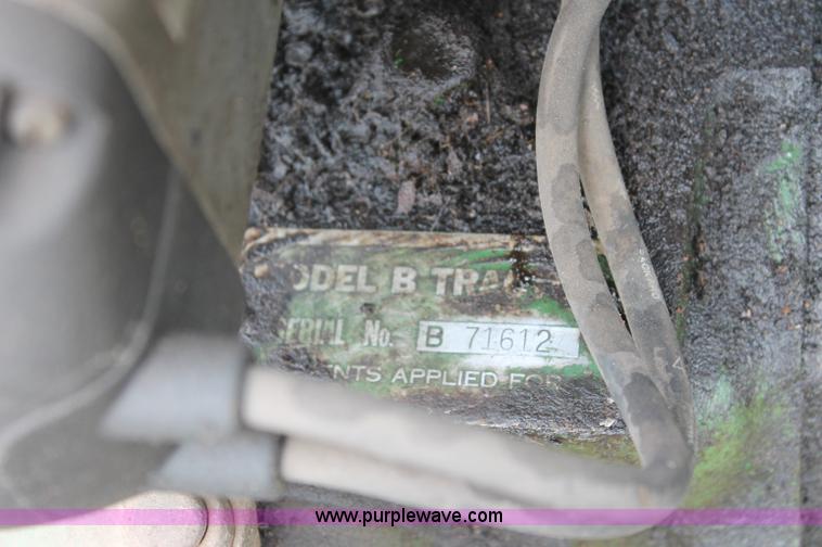 image for item L9927 1939 John Deere B Series Row Crop tractor