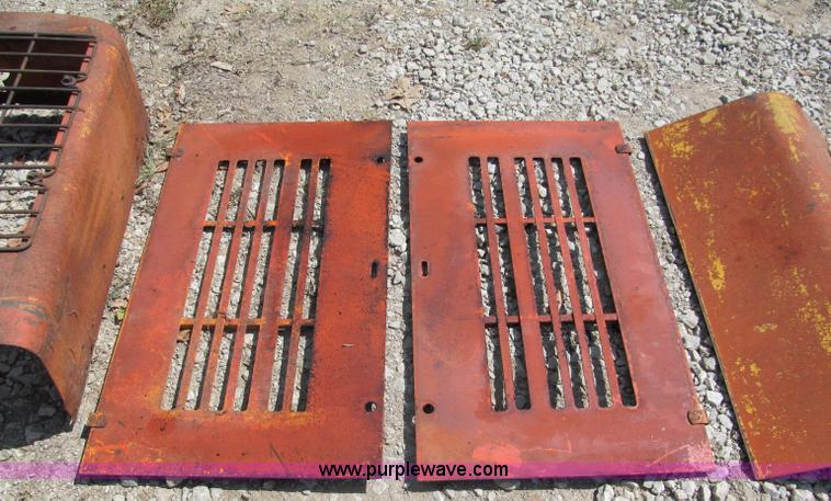 image for item L9934 International six cylinder diesel power unit complete enclosure