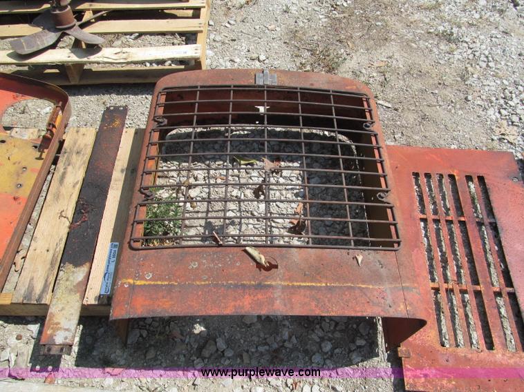 image for item L9934 International six cylinder diesel power unit complete enclosure