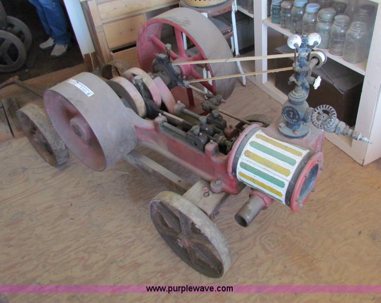 image for item N9064 Single steam engine