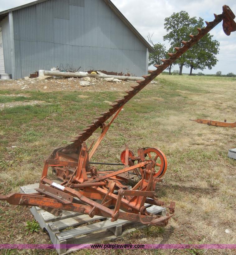 image for item N9808 Allis-Chalmers 6' sickle mower