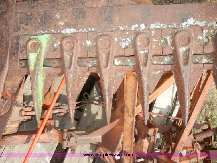 image for item N9808 Allis-Chalmers 6' sickle mower