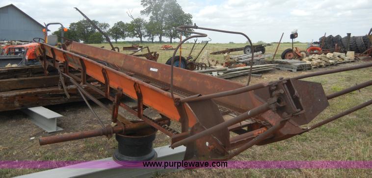 image for item N9817 Side hay loader