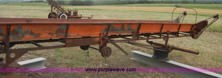 image for item N9817 Side hay loader