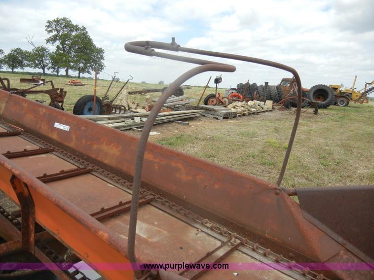 image for item N9817 Side hay loader