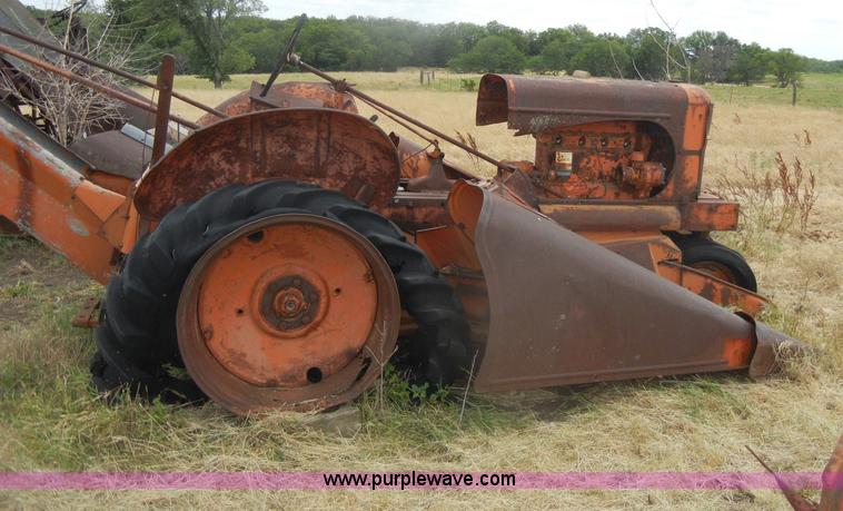 image for item N9818 1939 Allis-Chalmers WC tractor